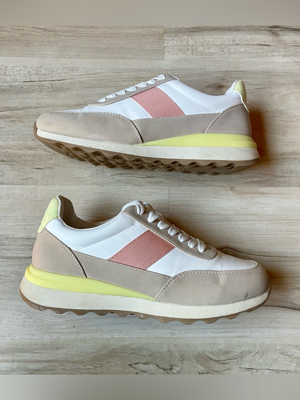 Dolce Vita Women’s Casual Runner Sneakers In White, Blush & Lemon, Size: 7